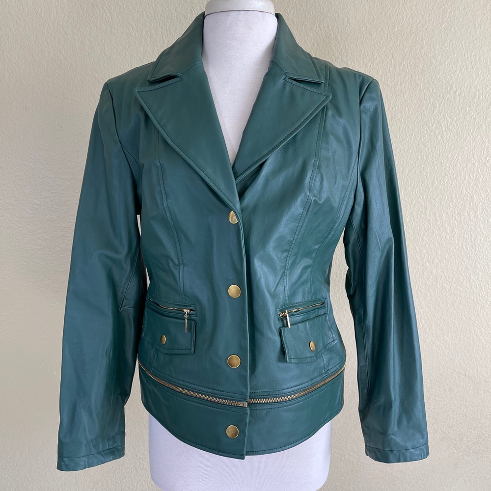 Pamela McCoy Green Leather Gold Tone Snap Buttons